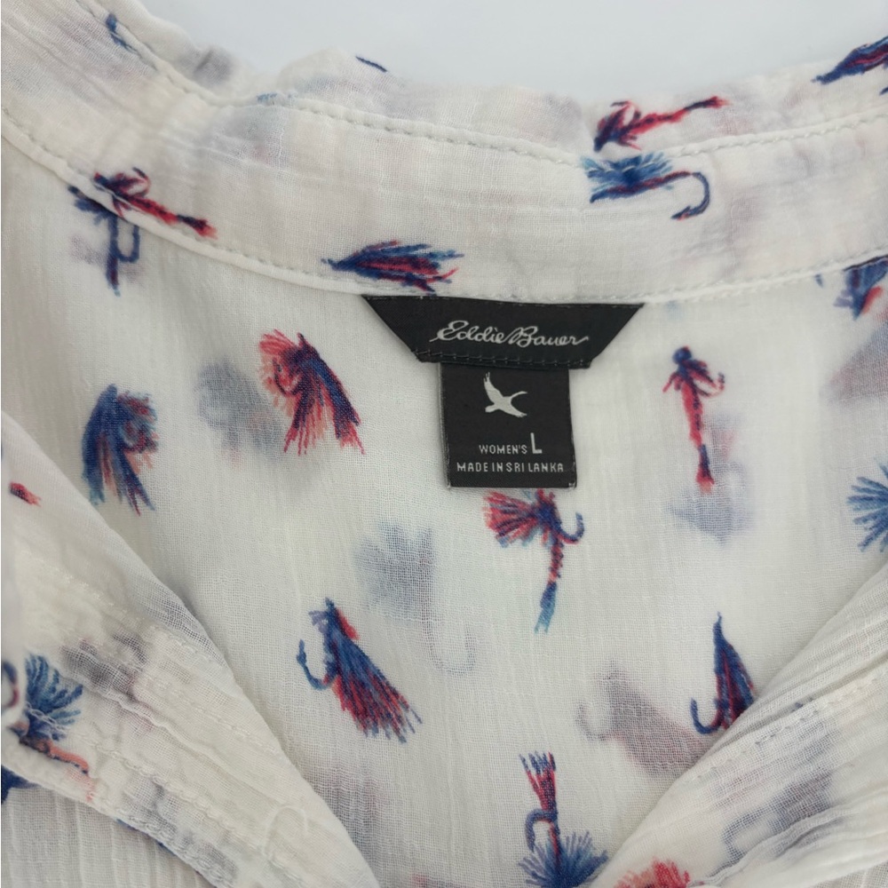 Eddie Bauer Women's L Fly Fishing Lure Print Shirt Short Sleeve Cotton White - Picture 3 of 7